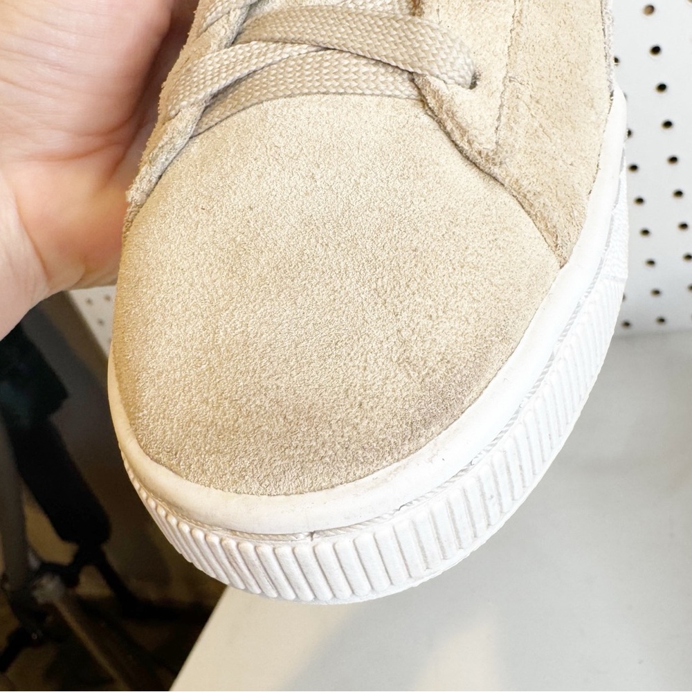 Puma | Suede Classic XXI Womens Shoes in Granola/Warm White Sz. 9 - Picture 4 of 11
